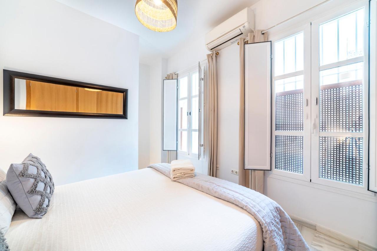 Appartement Alohamundi Velarde II à Séville Extérieur photo