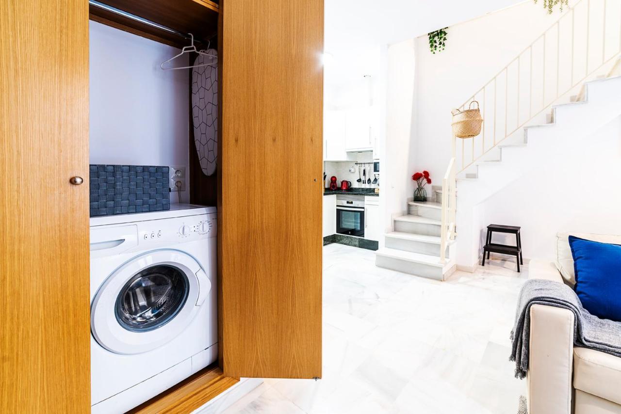 Appartement Alohamundi Velarde II à Séville Extérieur photo