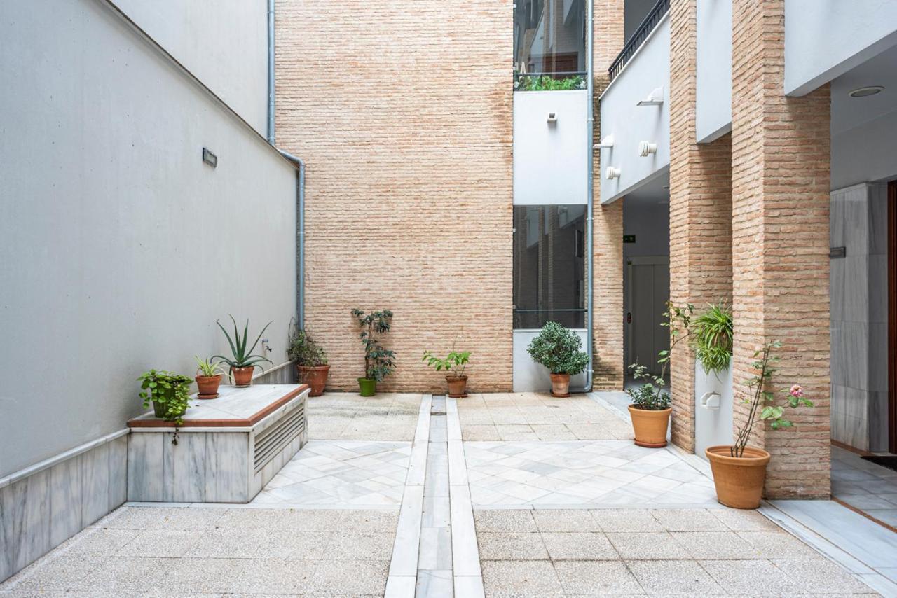 Appartement Alohamundi Velarde II à Séville Extérieur photo
